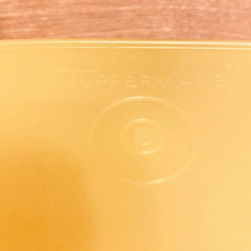 Tupperware Set of Yellow Shelf Saver and Pour Seal Wedge Containers - Picture 2 of 7